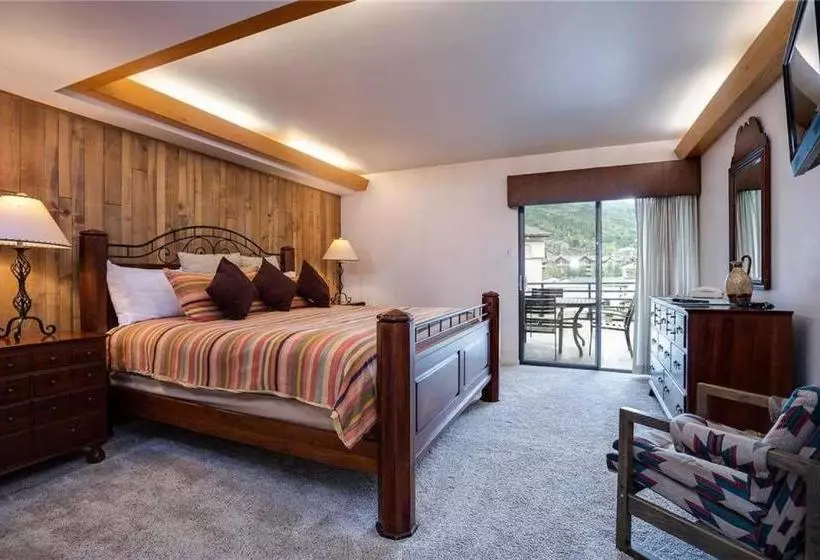 Gondola Square Condominiums