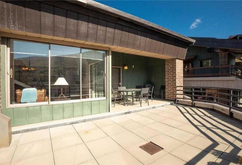 Gondola Square Condominiums