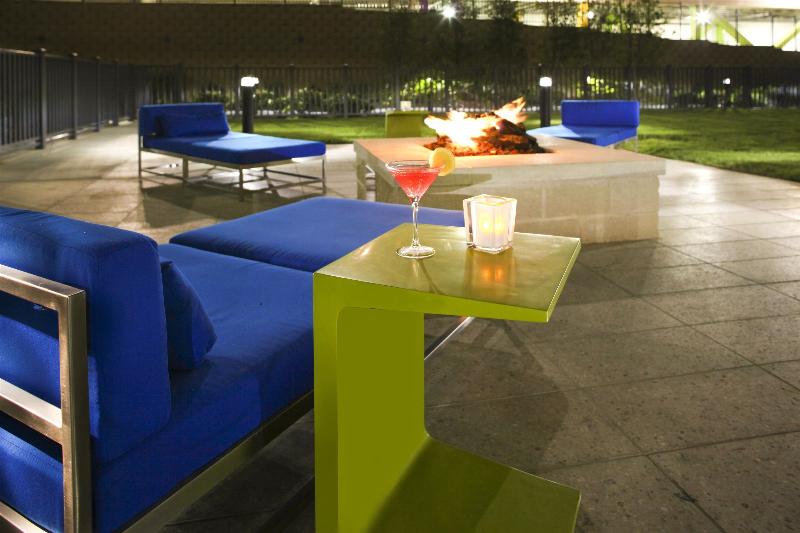 בית מלון כפרי Aloft San Antonio Airport