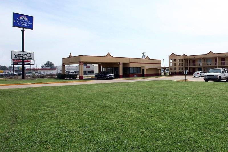 Отель Americas Best Value Inn And Suites Greenwood