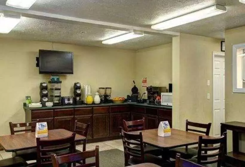 Отель Cathedral Valley Inn