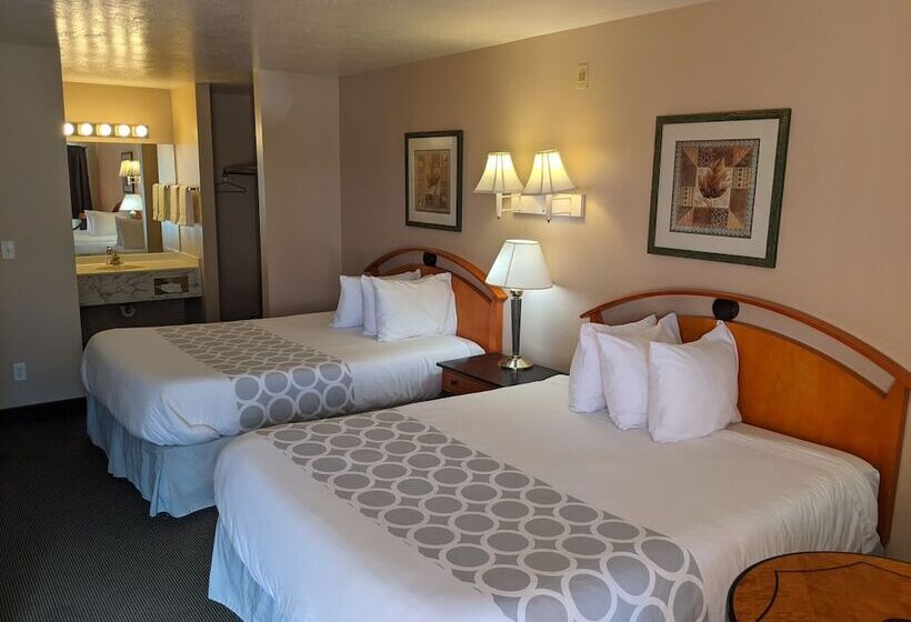 בית מלון כפרי Cathedral Valley Inn