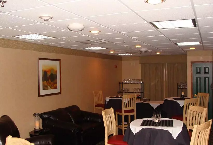 Отель Country Inn & Suites By Radisson, Chambersburg, Pa