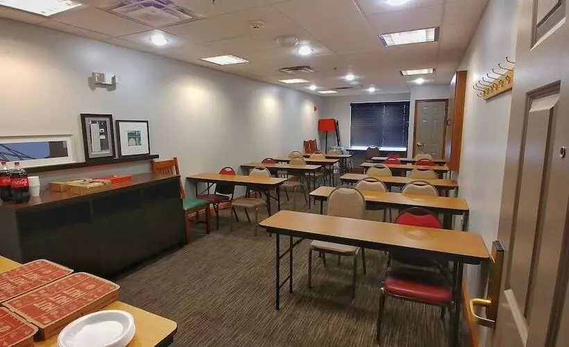 Отель Country Inn & Suites By Radisson, Chambersburg, Pa