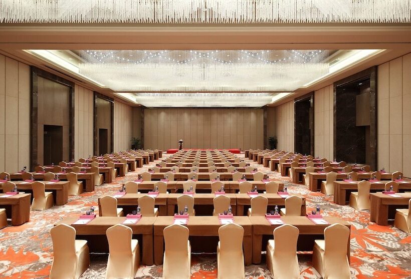 فندق Crowne Plaza Xuzhou Dalong Lake, An Ihg