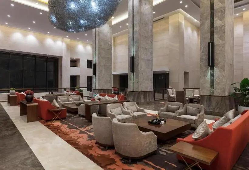 هتل Crowne Plaza Xuzhou Dalong Lake, An Ihg