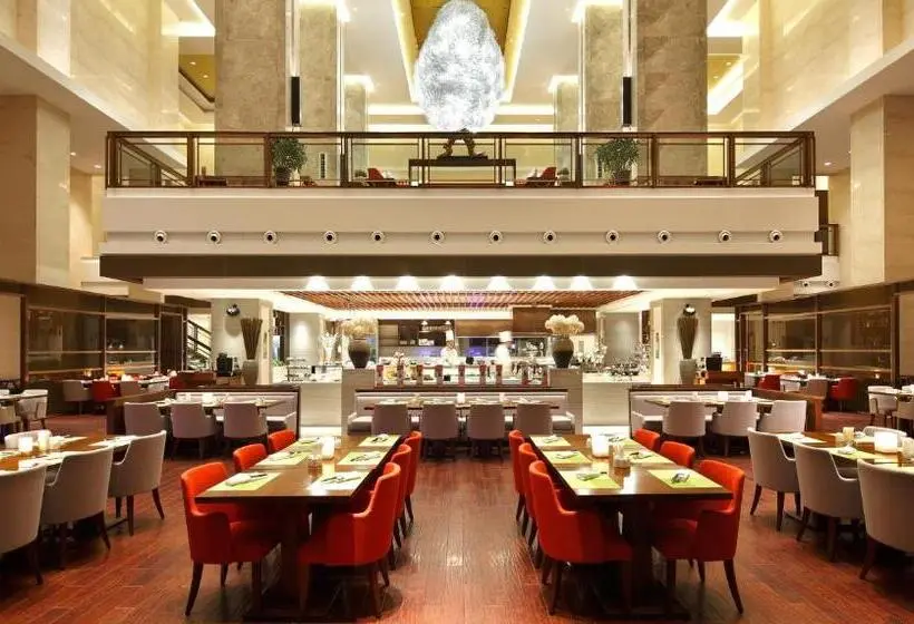 هتل Crowne Plaza Xuzhou Dalong Lake, An Ihg