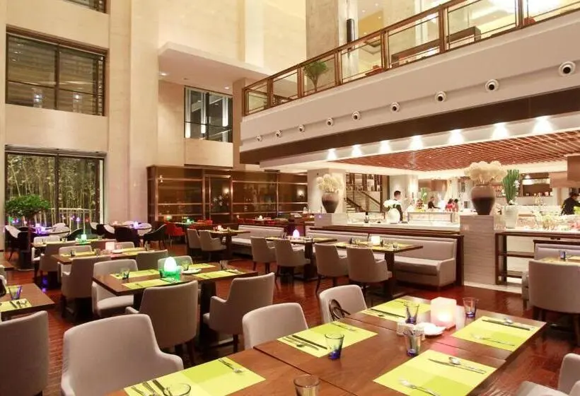 هتل Crowne Plaza Xuzhou Dalong Lake, An Ihg