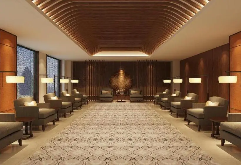 هتل Crowne Plaza Xuzhou Dalong Lake, An Ihg