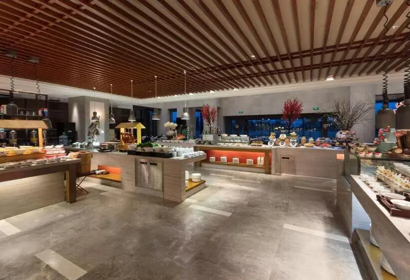هتل Crowne Plaza Xuzhou Dalong Lake, An Ihg