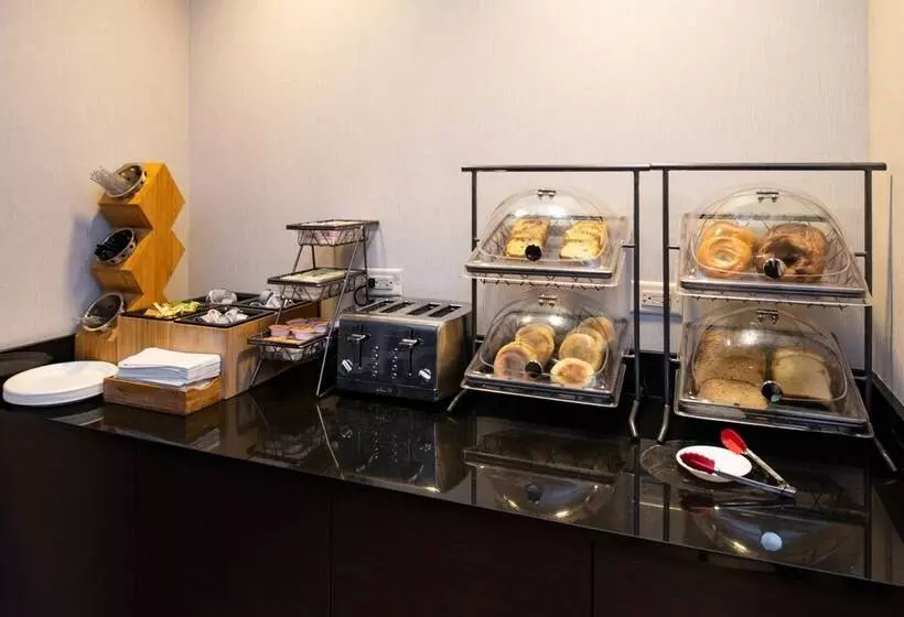 호텔 Fairfield Inn & Suites By Marriott Cedar Rapids