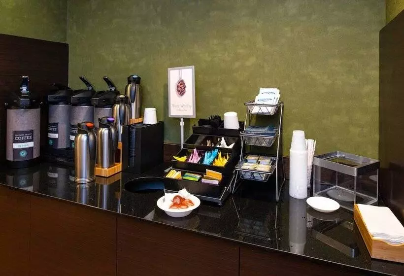 호텔 Fairfield Inn & Suites By Marriott Cedar Rapids