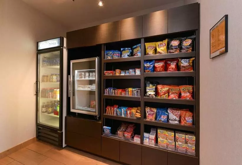 호텔 Fairfield Inn & Suites By Marriott Cedar Rapids