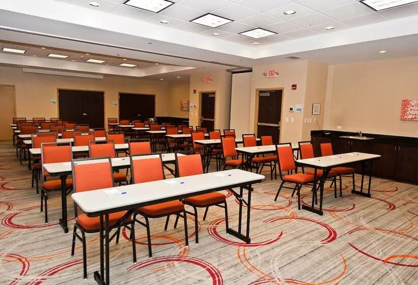 ホテル Holiday Inn Express & Suites Columbus   Easton Area, An Ihg