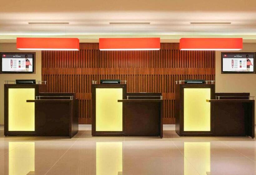 בית מלון כפרי Ibis Riyadh Olaya Street