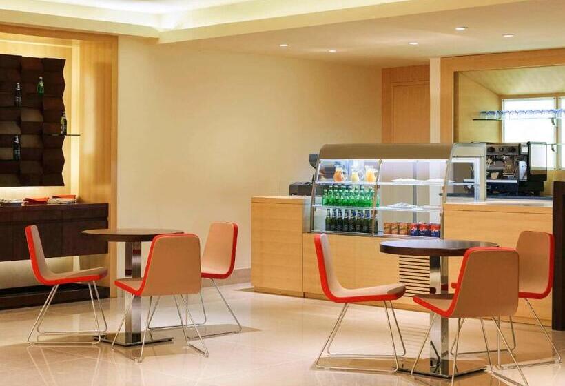 בית מלון כפרי Ibis Riyadh Olaya Street