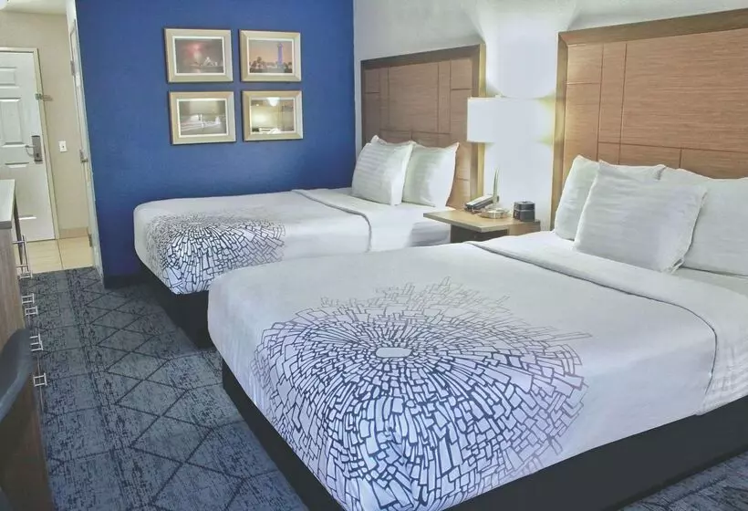 酒店 La Quinta By Wyndham Ne Long Beach/cypress