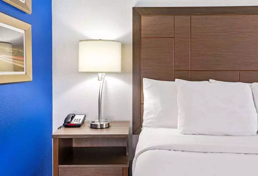 酒店 La Quinta By Wyndham Ne Long Beach/cypress