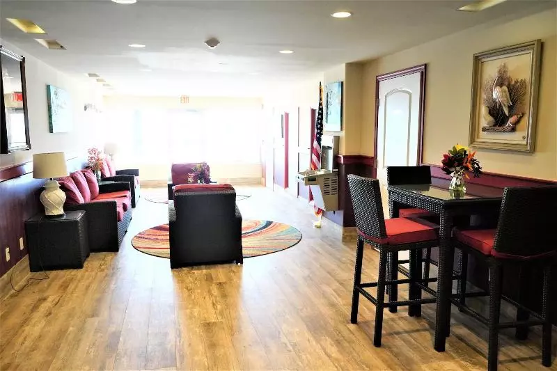 Glunz Ocean Beach Hotel And Resort