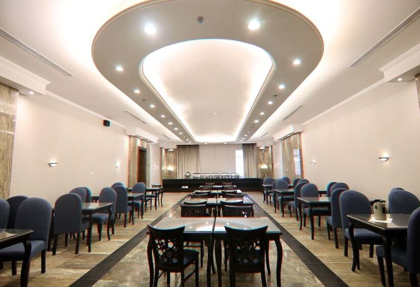 فندق Platinum Park