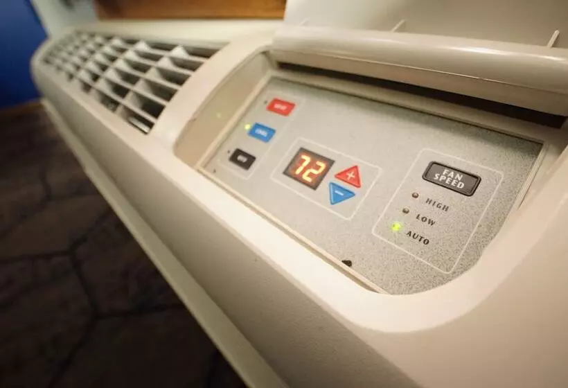 Отель Royal Inn Hudson I 94