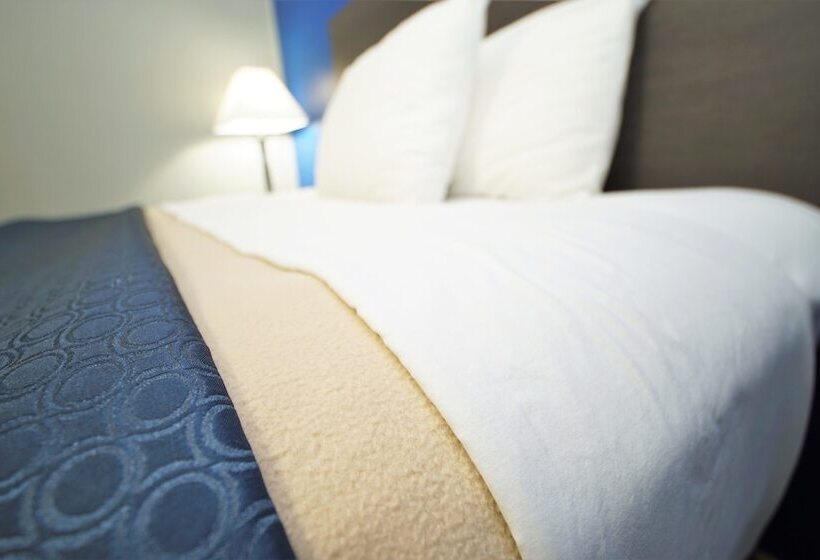 Отель Royal Inn Hudson I 94