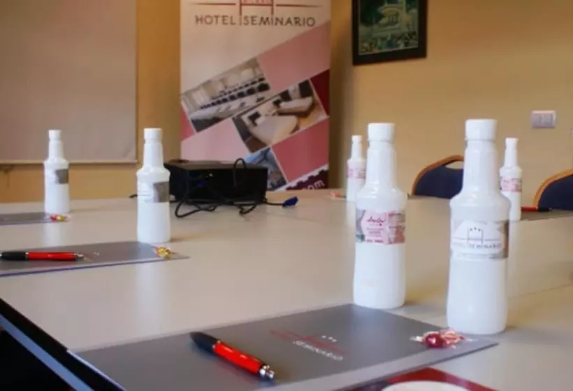 酒店 Seminario Aeropuerto Bilbao