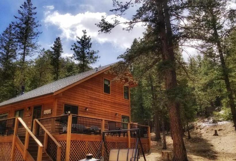 فندق The Inn On Fall River & Fall River Cabins