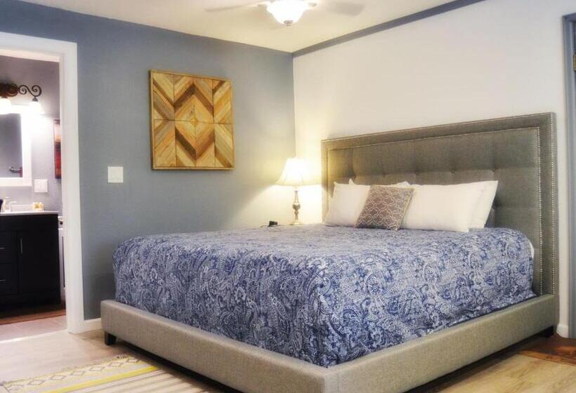 فندق The Inn On Fall River & Fall River Cabins