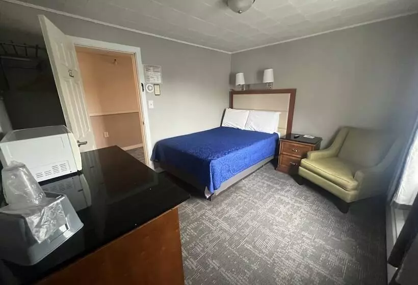 Отель Vacationland Inn & Suites