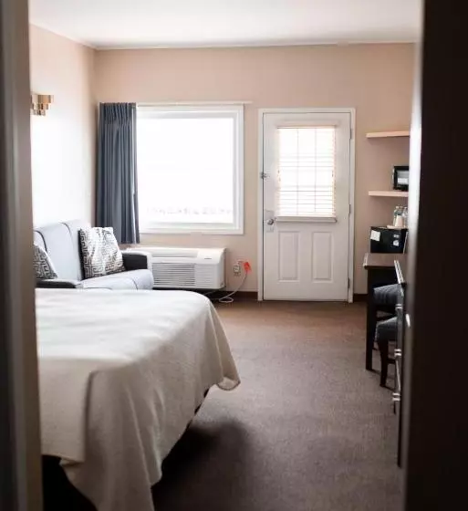 酒店 West Bank Inn