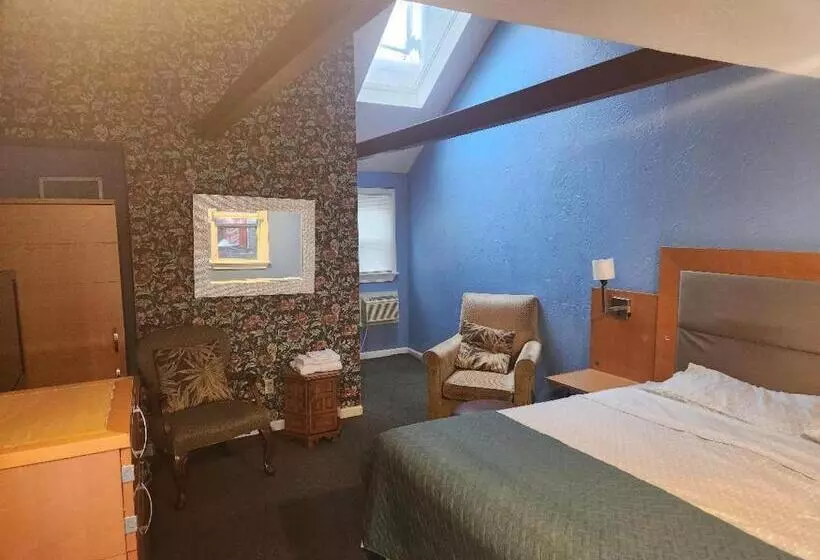 Jonathan Edwards Motel