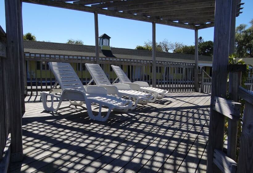 Jonathan Edwards Motel