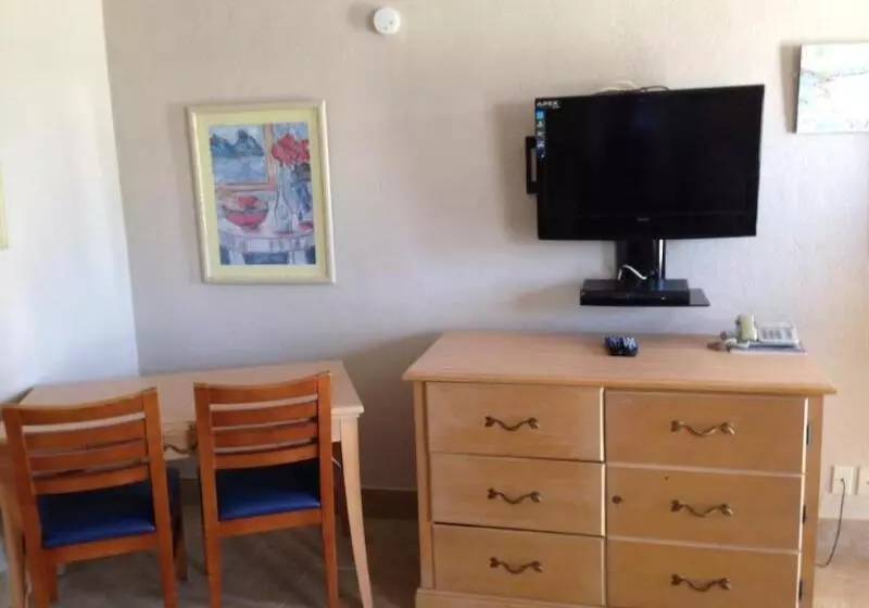 La Terrace Oceanfront