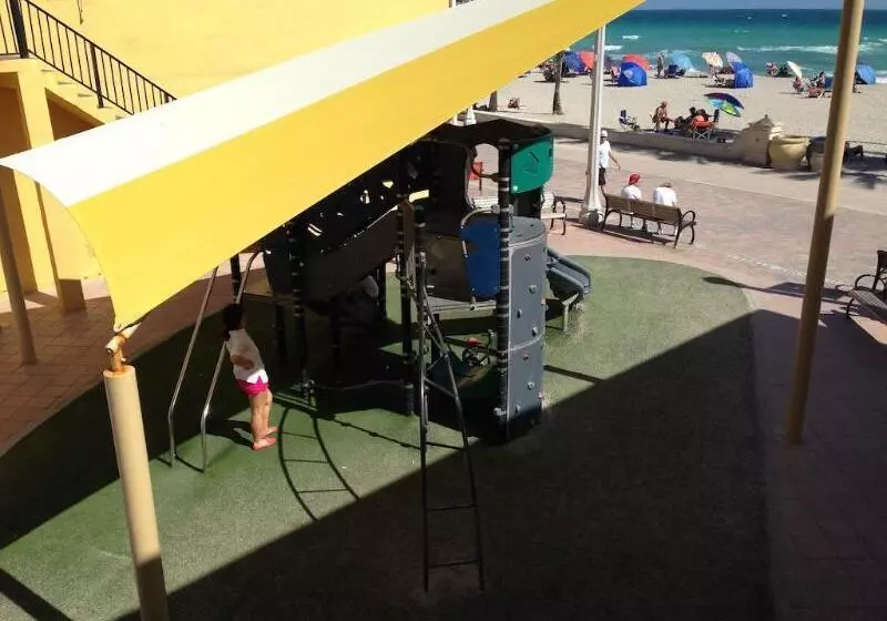 La Terrace Oceanfront