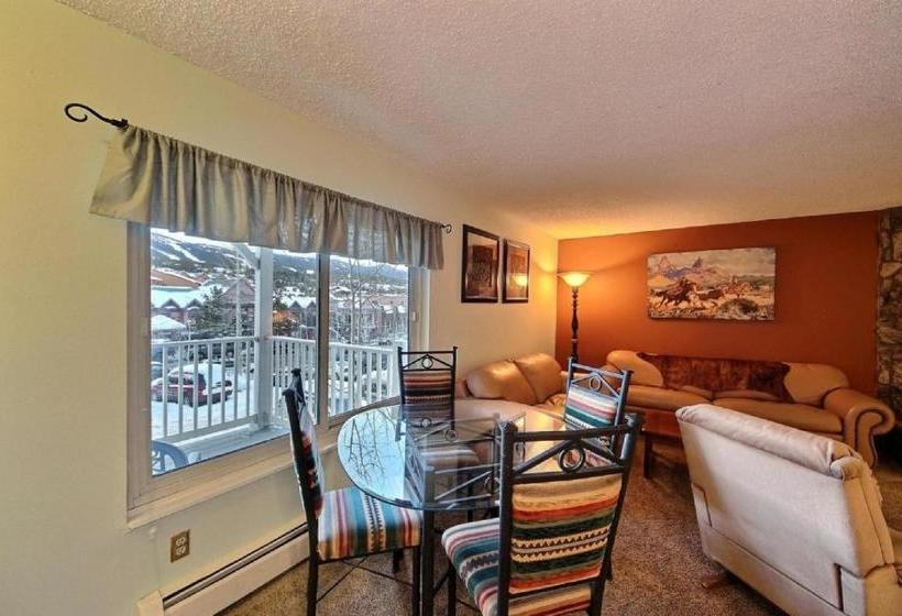 Tannhauser Postcard View & Roomy