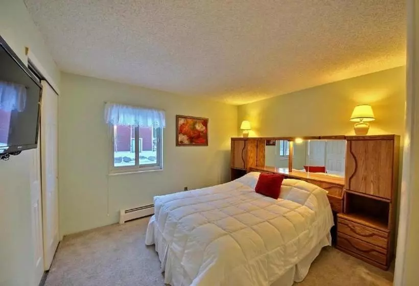 Tannhauser  Postcard View & Roomy