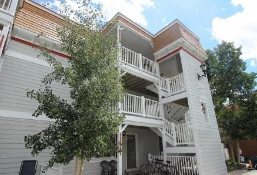 Tannhauser Postcard View & Roomy