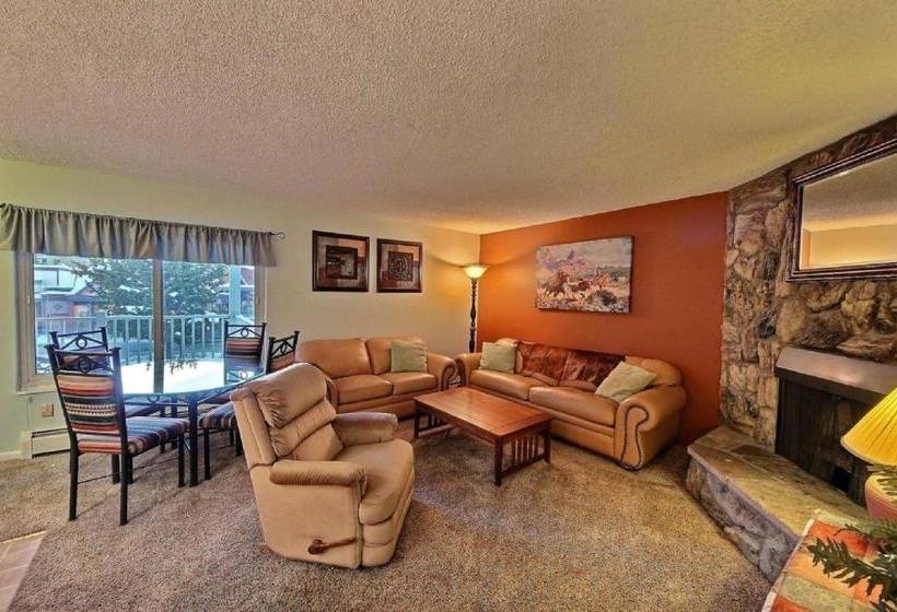 Tannhauser Postcard View & Roomy