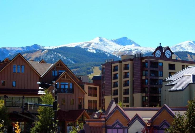 Tannhauser Postcard View & Roomy