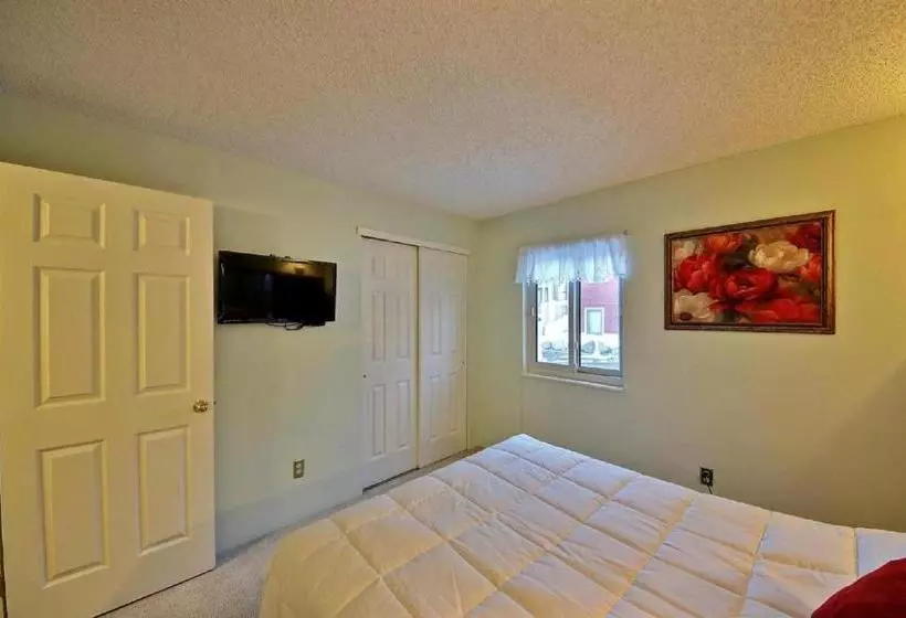 Tannhauser  Postcard View & Roomy