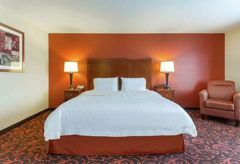 Hampton Inn Yorkville