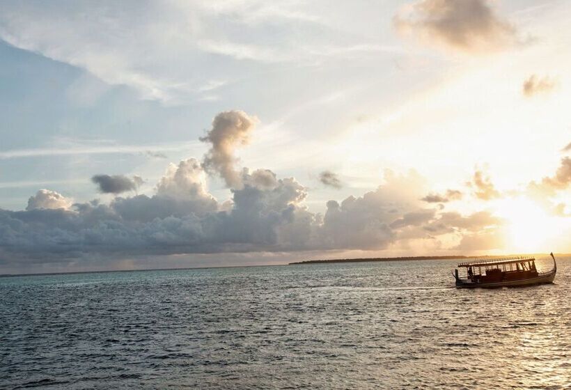 Hideaway Beach Resort & Spa