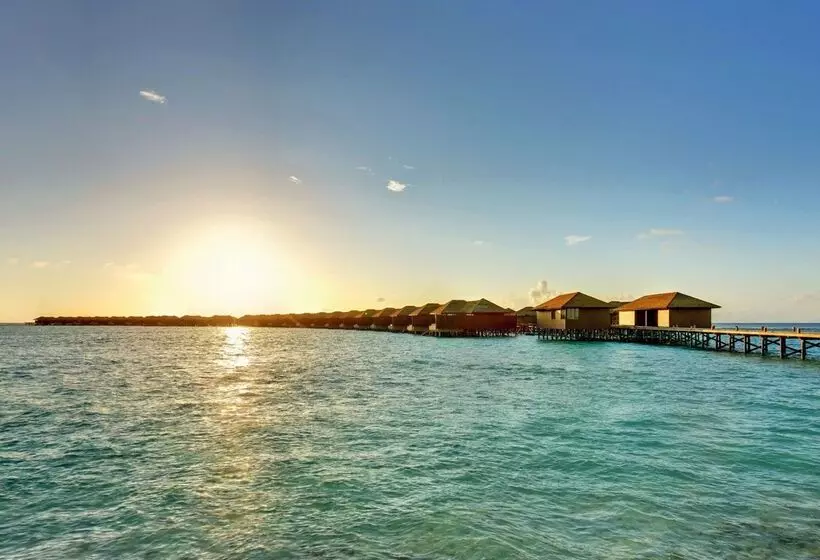 Hideaway Beach Resort & Spa