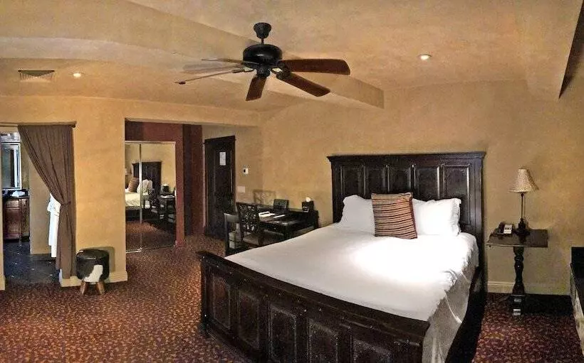 Hotel Border House At Crystal Bay Casino