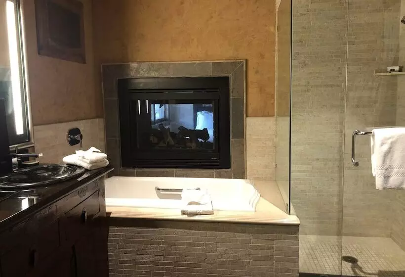 Hotel Border House At Crystal Bay Casino