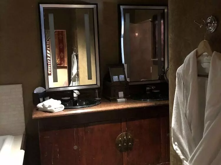 Hotel Border House At Crystal Bay Casino