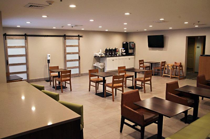 Отель Country Inn & Suites By Radisson, Frackville , Pa