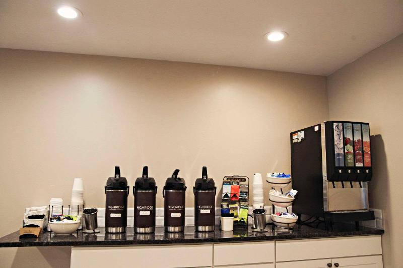 Отель Country Inn & Suites By Radisson, Frackville , Pa