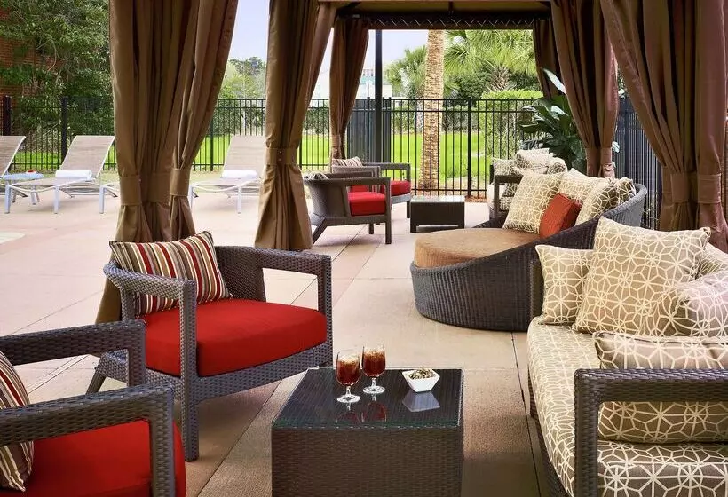 Doubletree By Hilton Hotel & Suites Charleston Airport